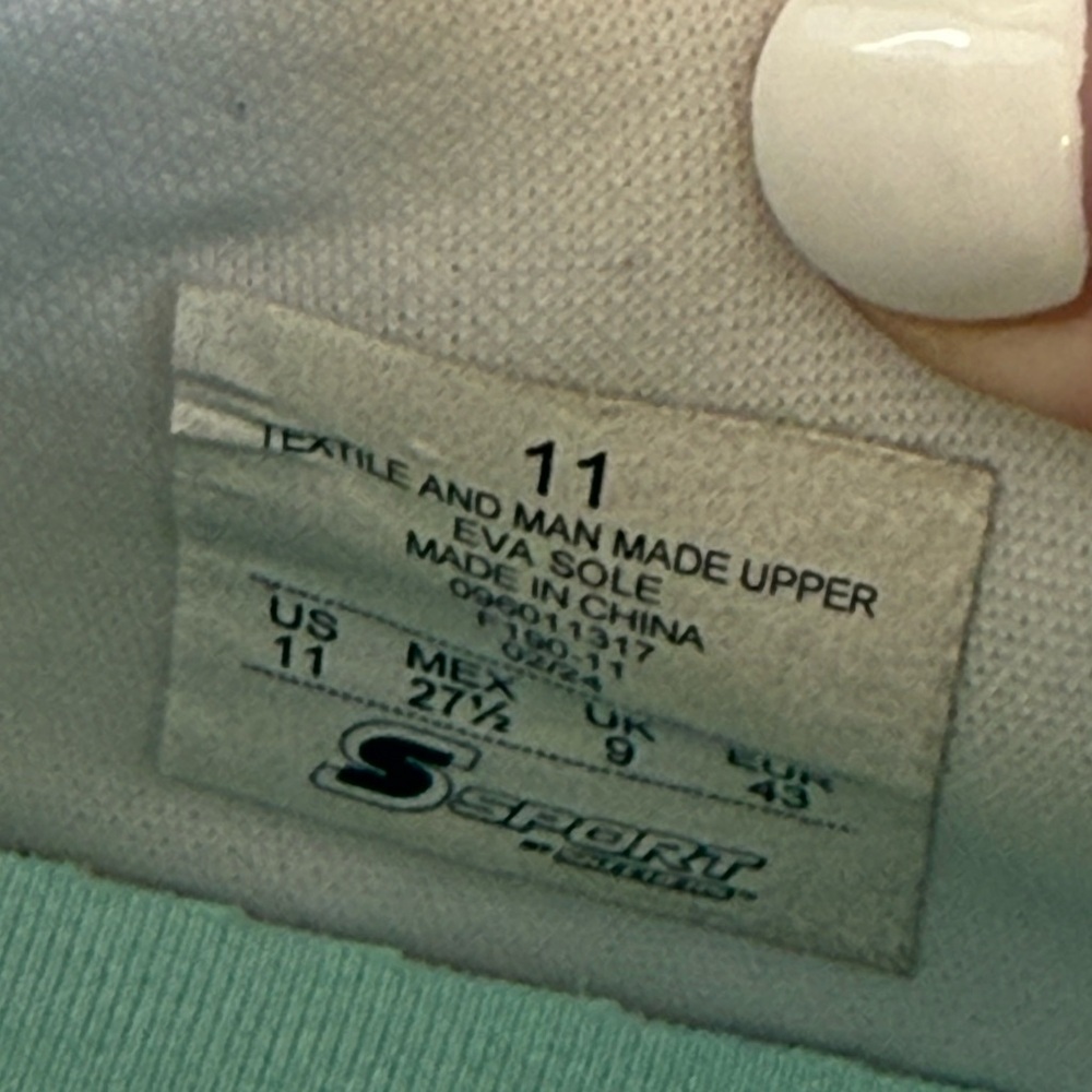 Skechers Slip In White Shoes womens 11 - Picture 8 of 8